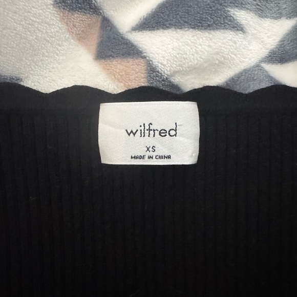 Wilfred Black Ribbed Top - Picture 2 of 2